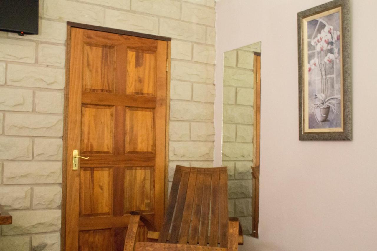 Imperani Guesthouse Ficksburg Exterior foto